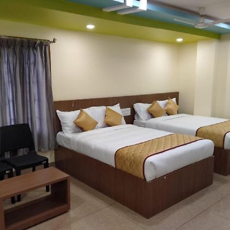 Hotel Sau Residency Kanchipuram Exterior foto